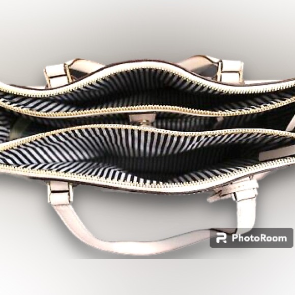 Kate Spade Cameron Street Lucie Beige Tote - Picture 4 of 4